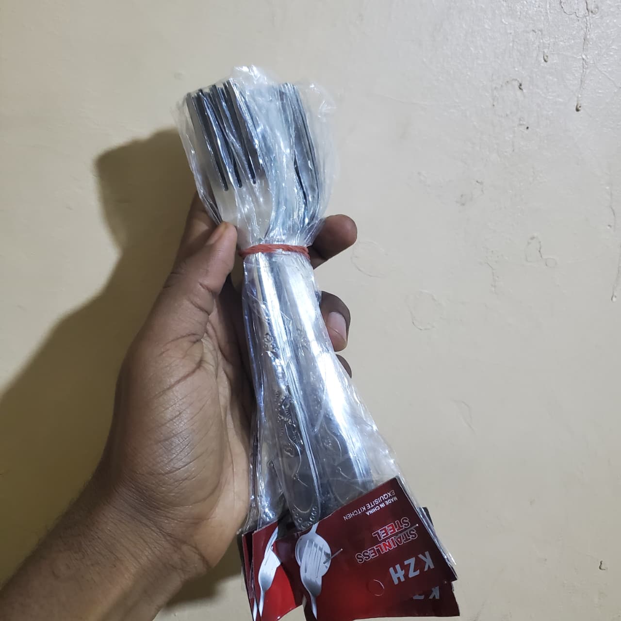 12-Piece Stainless Steel Dinner Spoon Set – Durable Rust-Resistant Cutlery with Elegant Mirror Finish, Comfortable Grip and Long-Lasting Shine for Home Dining, Restaurants, Hotels and Events