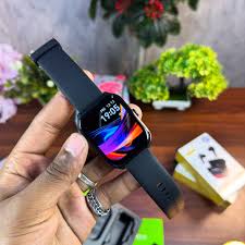 Oraimo Watch 5 Lite SmartWatch – Full Touch Display, Fitness Tracking, Heart Rate Monitor, Sleep Tracking, Waterproof Build, Long Battery Life and Smart Notifications for Daily Active Lifestyle