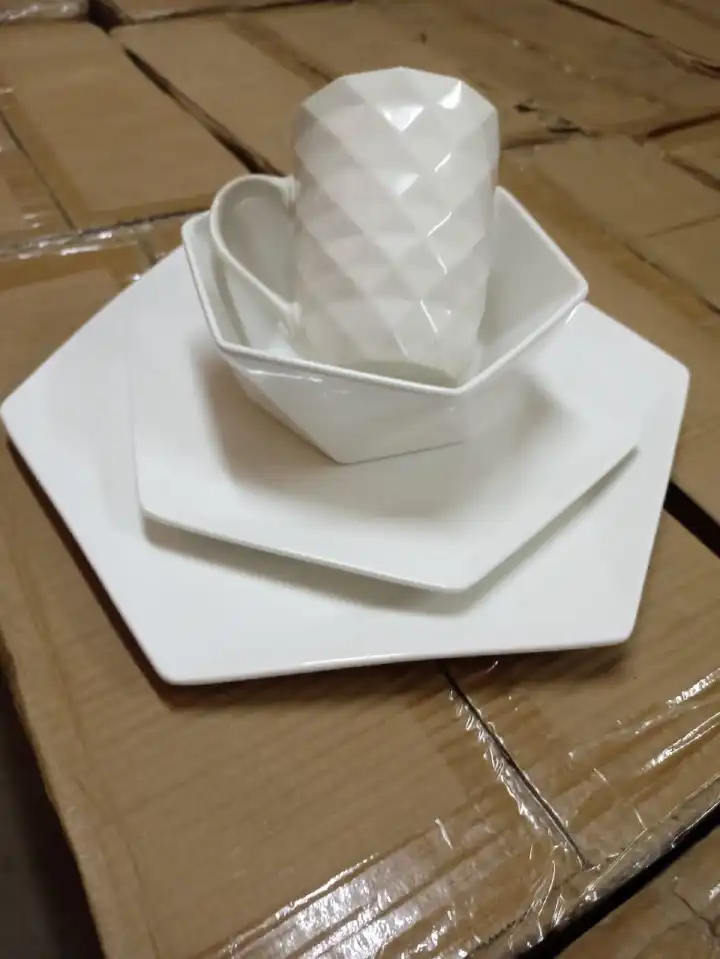 24-Piece Hexagonal Dinner Set – Elegant Ceramic Tableware with 6 Plates, 6 Side Plates, 6 Bowls, and 6 Mugs. Durable, Dishwasher- and Microwave-Safe, Perfect for Home, Parties, or Restaurants