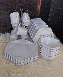 24-Piece Hexagonal Dinner Set – Elegant Ceramic Tableware with 6 Plates, 6 Side Plates, 6 Bowls, and 6 Mugs. Durable, Dishwasher- and Microwave-Safe, Perfect for Home, Parties, or Restaurants