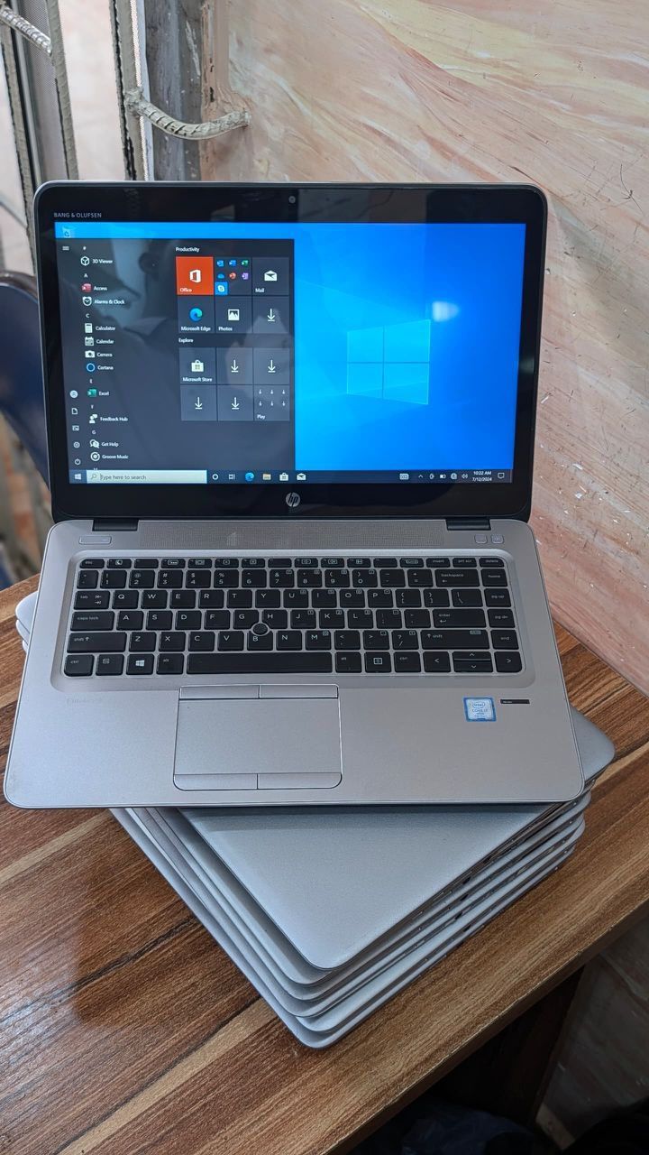 HP EliteBook 840 G4 Laptop – Intel Core i7 7600U Processor,   8GB RAM 256GB SSD
14 Inch Full HD Display, SSD Storage, Business Class Performance, Durable Design for Office, Work and Professional Use