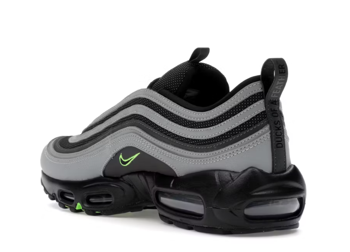 Casual Nike Air Max Ducks Sneaker
A Feather Edition Features Oregon-Inspired Graphics, Rubber Sole, Breathable Durable Materials, Full-length Air Cushioning, and a Supportive, Comfortable Fit Daily.