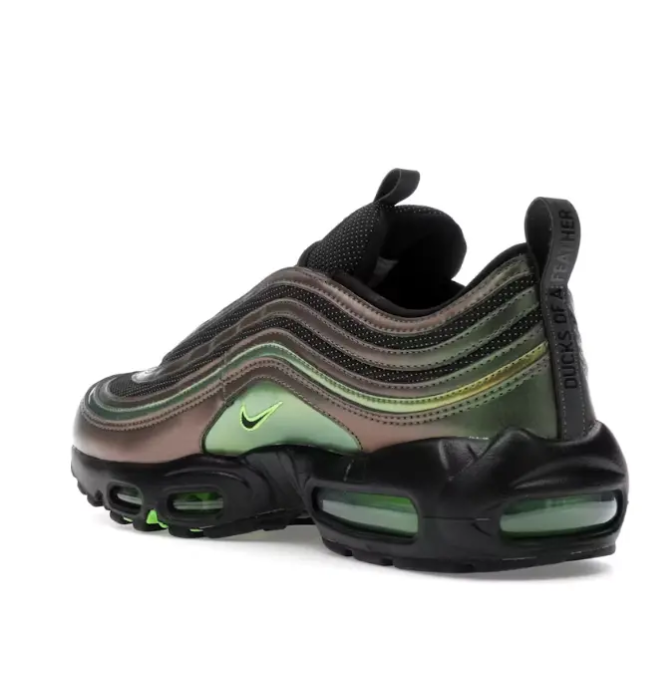 Casual Nike Air Max Ducks Sneaker
A Feather Edition Features Oregon-Inspired Graphics, Rubber Sole, Breathable Durable Materials, Full-length Air Cushioning, and a Supportive, Comfortable Fit Daily.