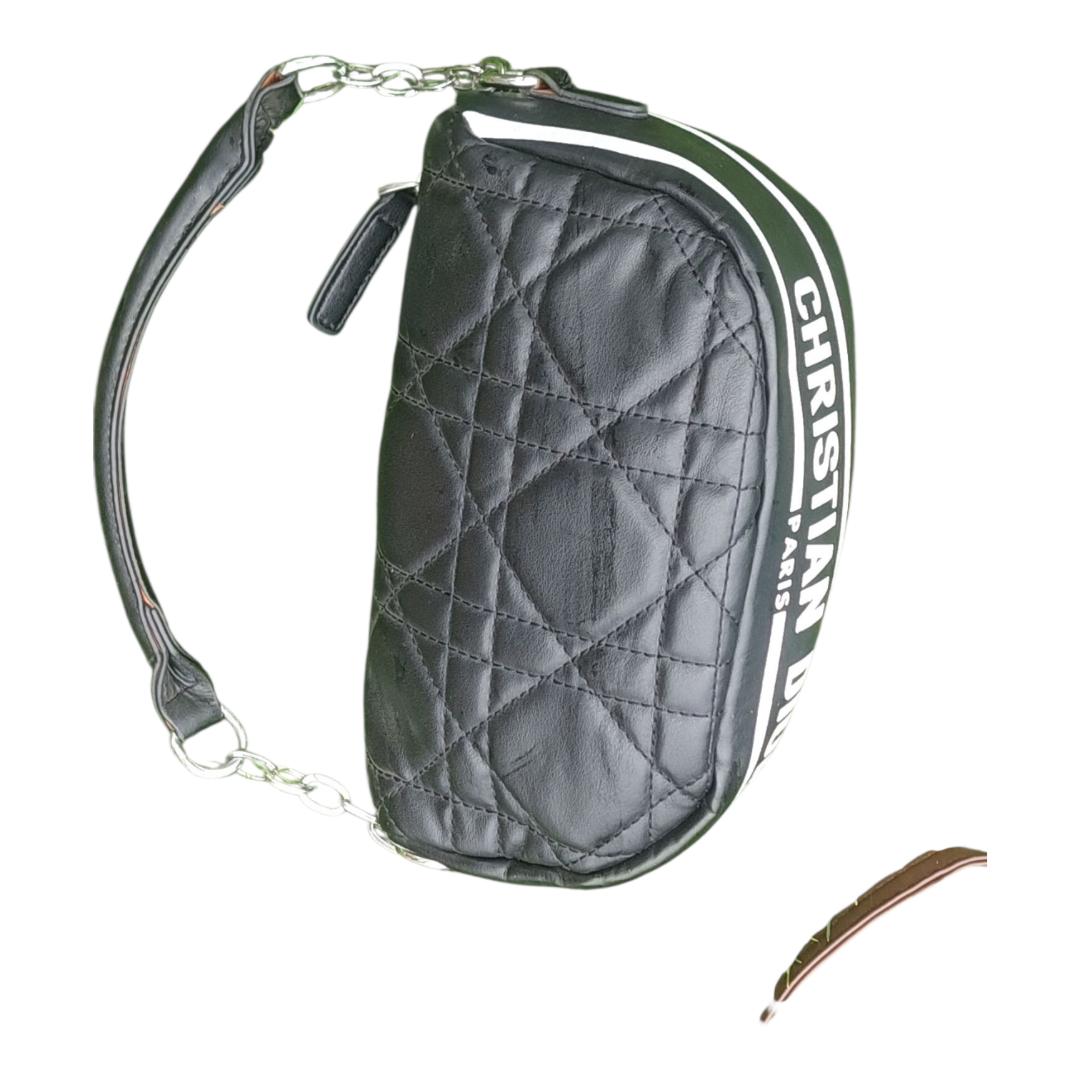 Fashionable  leather women's Handbag.