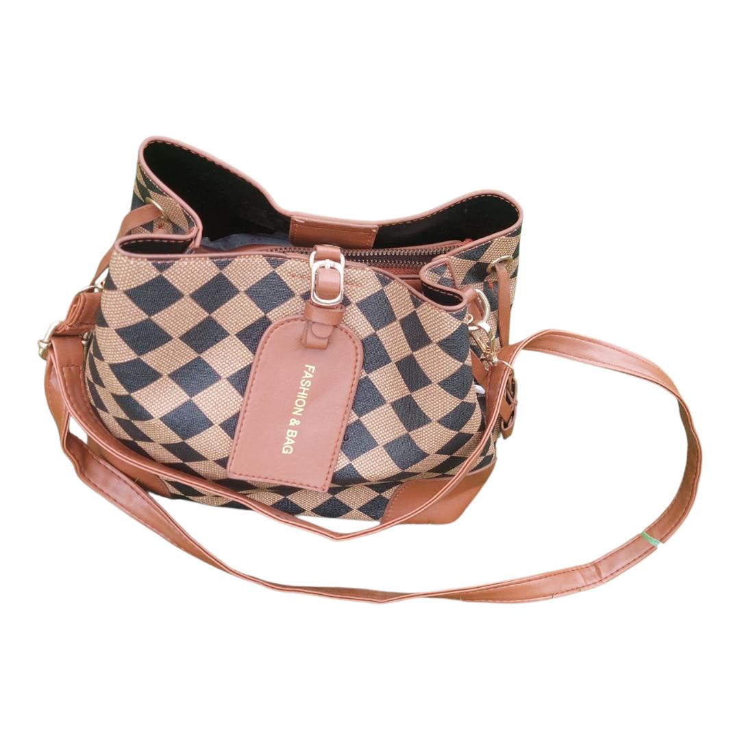 Fashionable  leather women's Handbag.