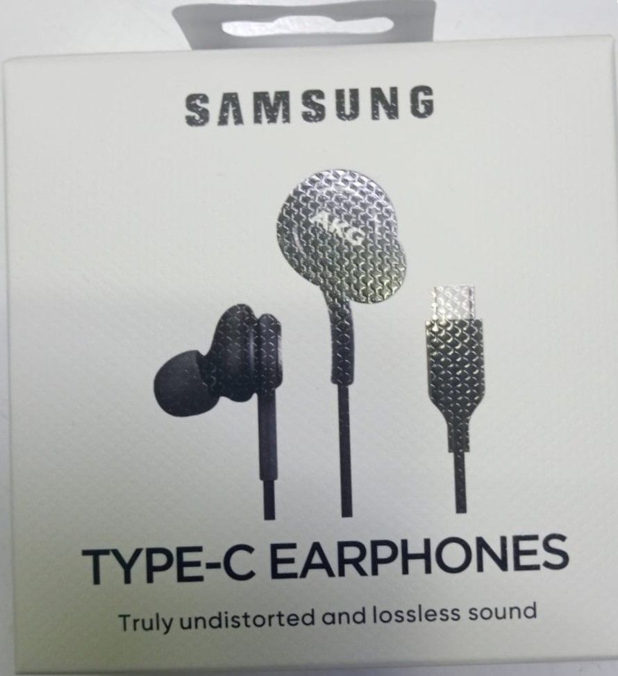 Samsung Type-C AKG Earphones – High-Quality Audio with Ergonomic Fit