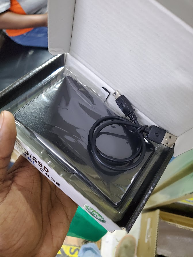 WD/Seagate/Toshiba/Samsung/Hitachi External Hard Drive (500GB / 1TB) Portable HDD with Protective Casing – Fast Data Transfer, Durable Build, Backup & Storage for PC, Laptop, TV, Consoles