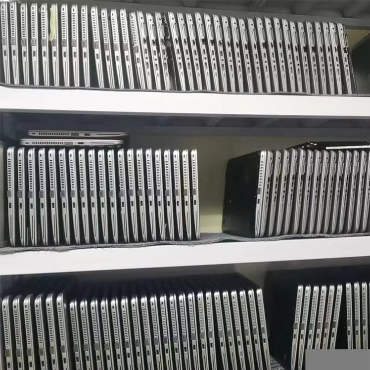 HP EliteBook 820 G3 Laptop – Intel Core i7 | 8GB RAM | 256GB SSD | 12.5" HD Display | Compact Business Laptop | Fast & Reliable Performance – FREE Bag + Watch + Type-C Cable