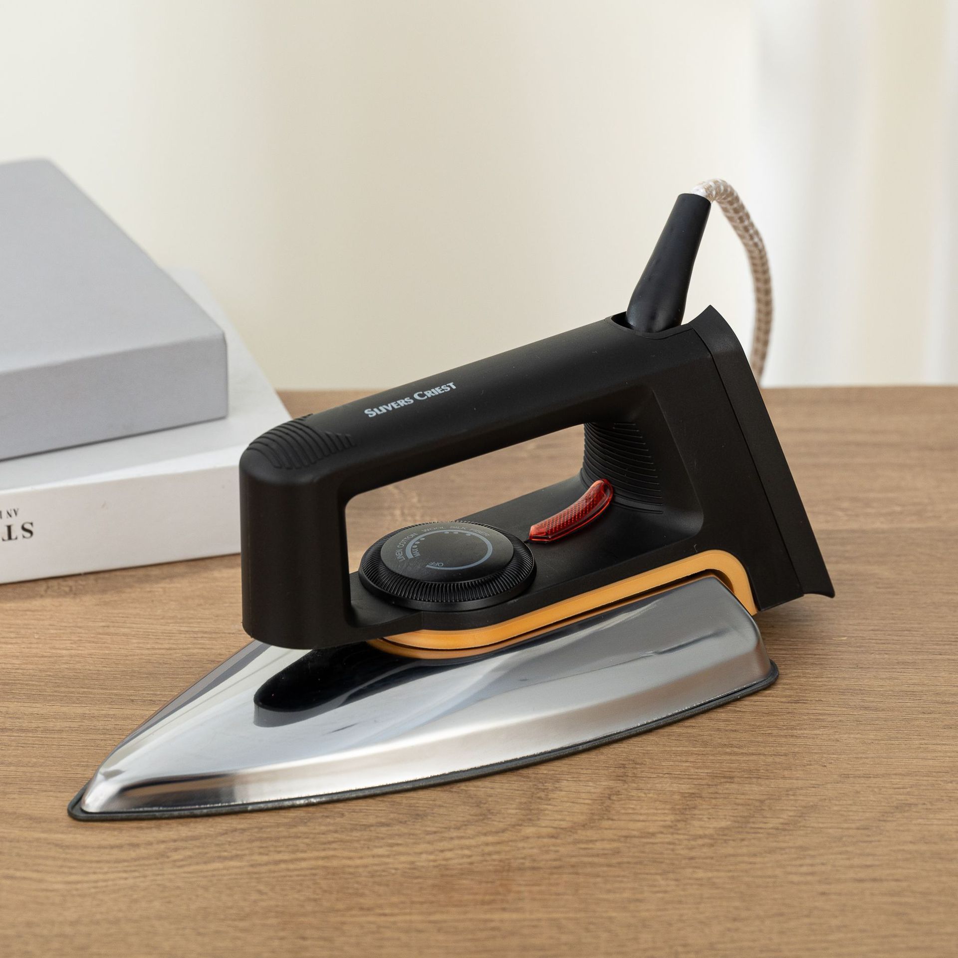 Iron Steamer for Clothes, Stainless Steel Soleplate Steam Iron, Microsteam Holes, 1000Watts, Lightweight, Auto-off, Black