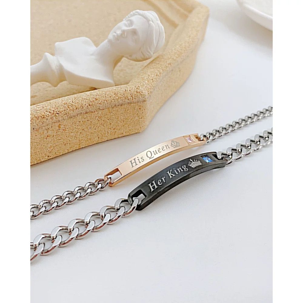 4Pieces Couple's Heart-Shaped “I Love You” Pendant Necklace Lovers' Jewelry Valentine's Day Gift Fashionable Couple's Necklace + Matching Bracelet Unisex Lovers' Necklace & Pendant Holiday Gift Set