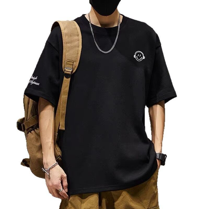 Short-sleeved trendy men's T-shirt in Hong Kong style, round neck, popular brand, Japanese style, summer season, loose fit, large size, trendy and casual