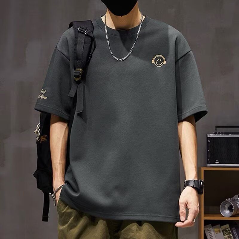 Short-sleeved trendy men's T-shirt in Hong Kong style, round neck, popular brand, Japanese style, summer season, loose fit, large size, trendy and casual