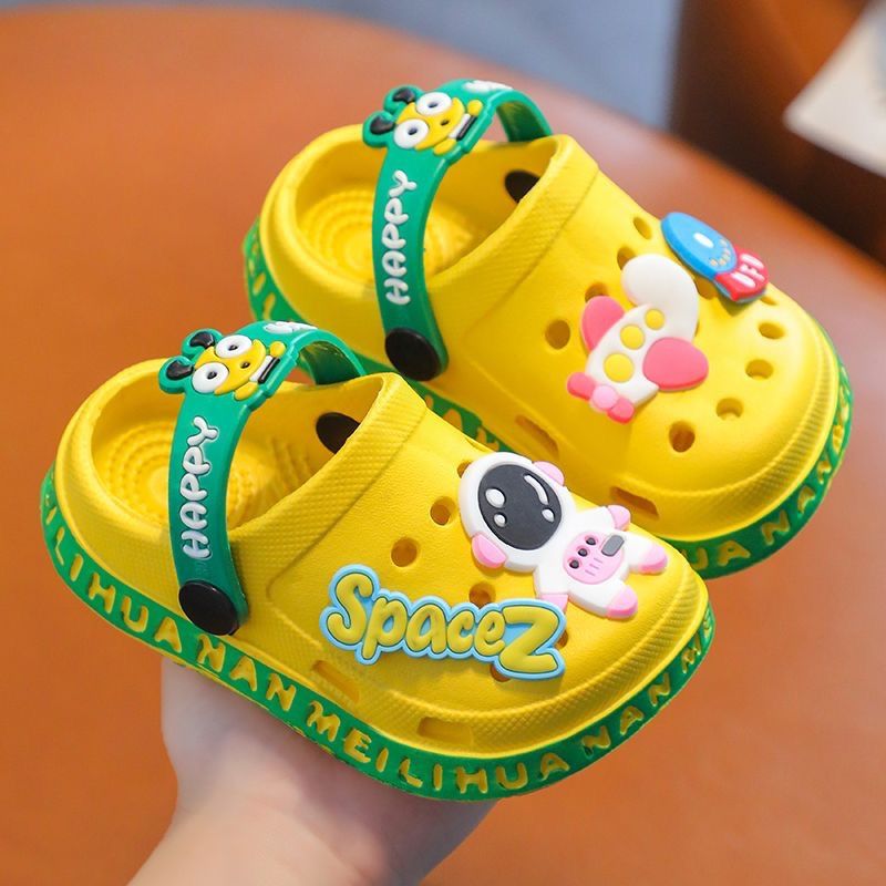 Children's slippers - Summer girls' cute cartoon indoor soft-soled anti-slip boys' baby household front-opening slip-on sandals with holes