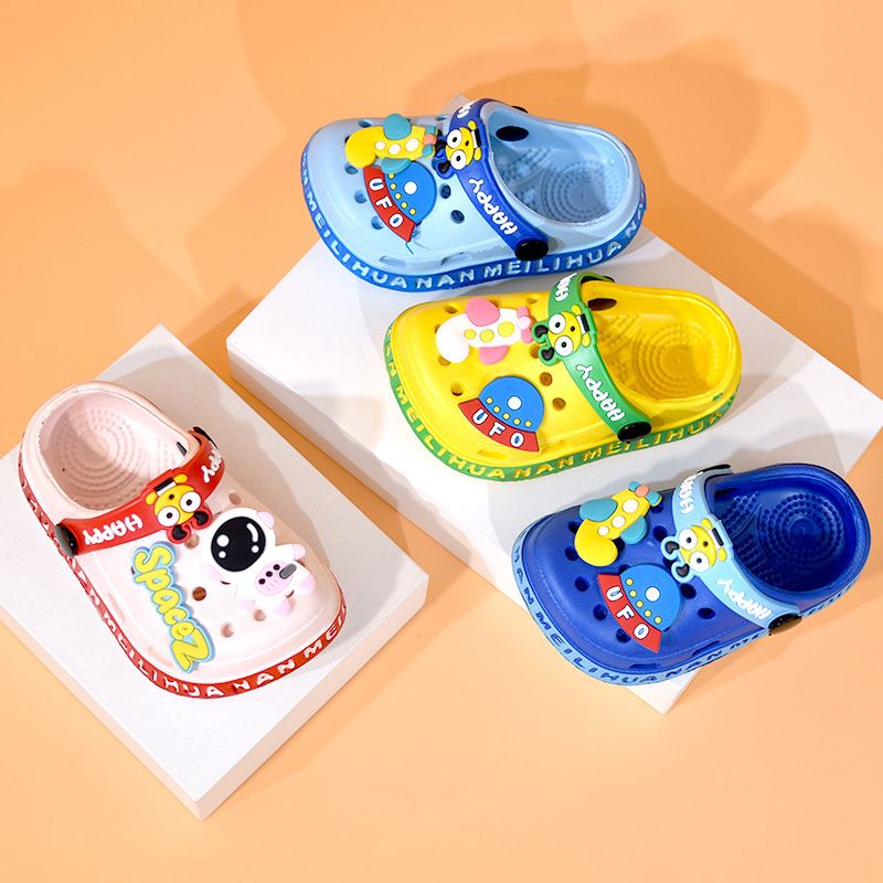 Children's slippers - Summer girls' cute cartoon indoor soft-soled anti-slip boys' baby household front-opening slip-on sandals with holes