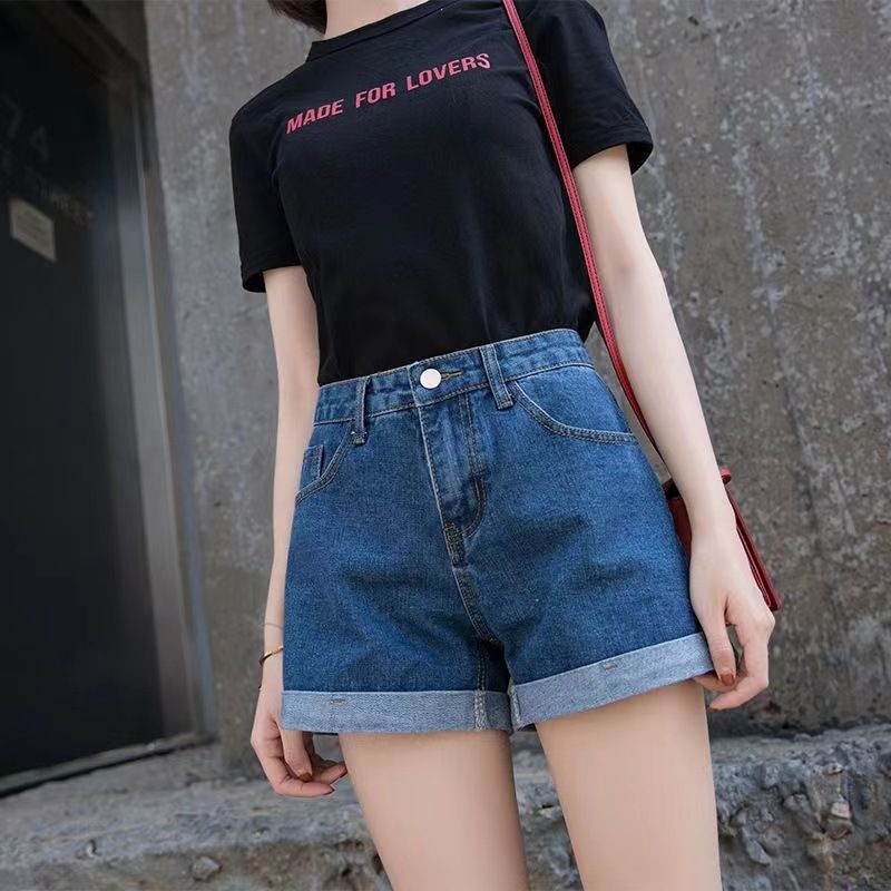 High-waisted black denim short pants for women in summer, with rolled edges, loose and comfortable, slimming and A-shaped wide-leg pants, hot pants, Korean style trendy