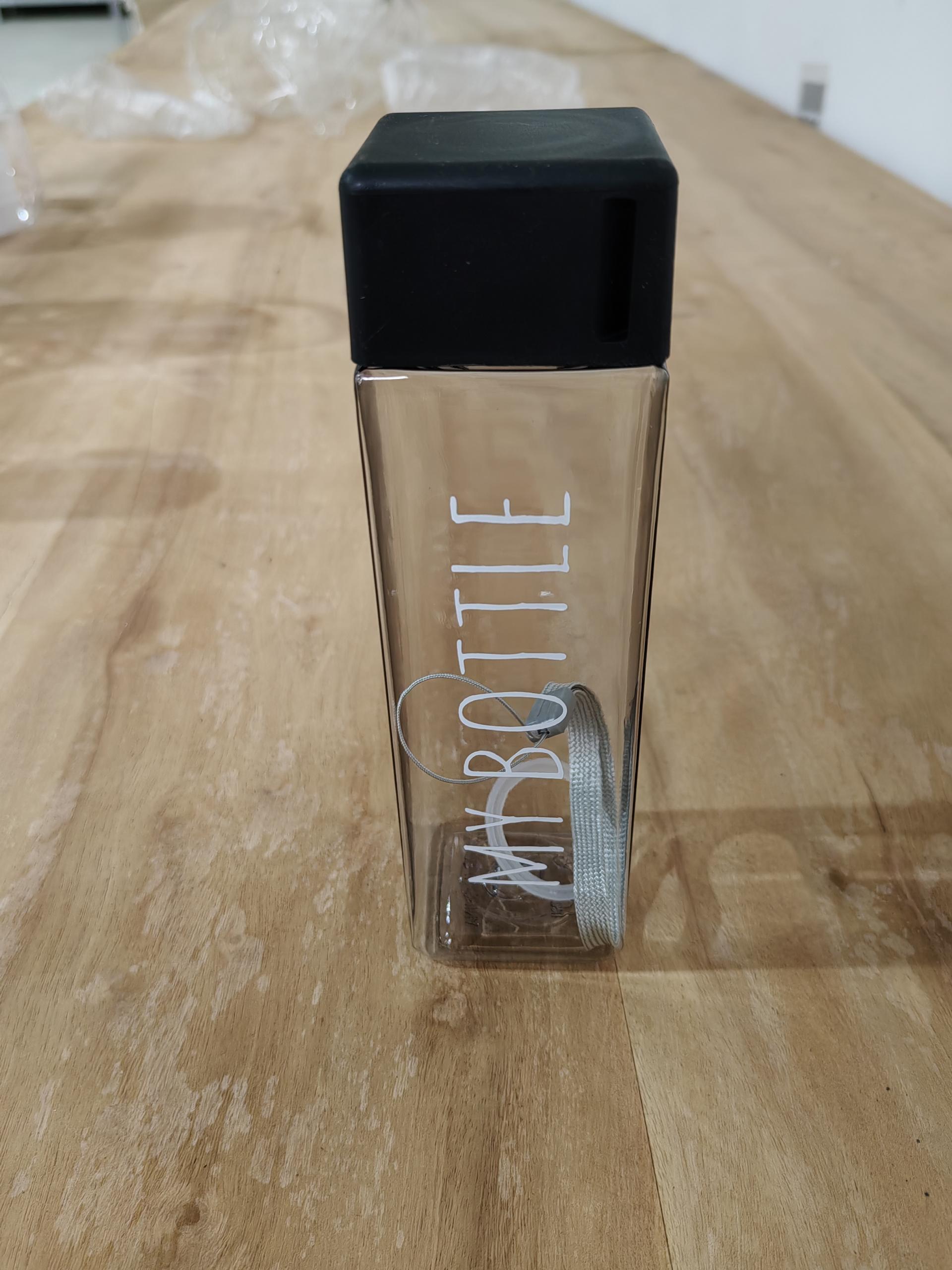 500ml Creative Square Travel Water Bottles – Fresh Macaron Color Palette,  Portable Leak-proof Hydration Essential