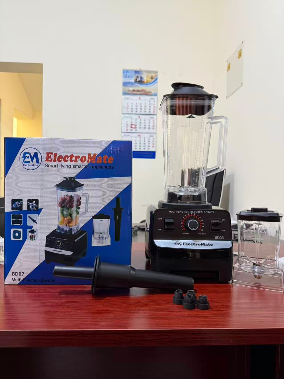 Electromate Multifunctional Blender
Blend smarter, faster, and smoother! The Electromate is your all-in-one kitchen powerhouse—crushes ice, whips smoothies, blends soups, grinds spices, and mixes baby