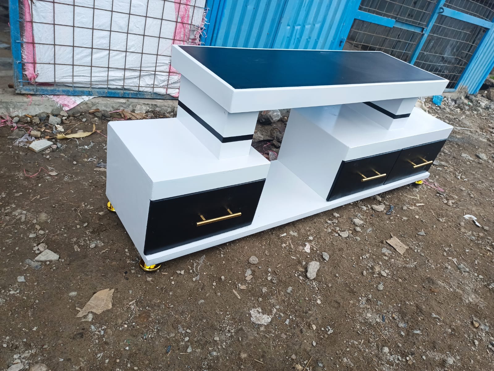 TV Stand With LED Lights – Supports Up To 50” TV (With Drawers)

Bring your entertainment to life! This modern TV stand comes fitted with vibrant LED lights that add a stunning glow to your living roo