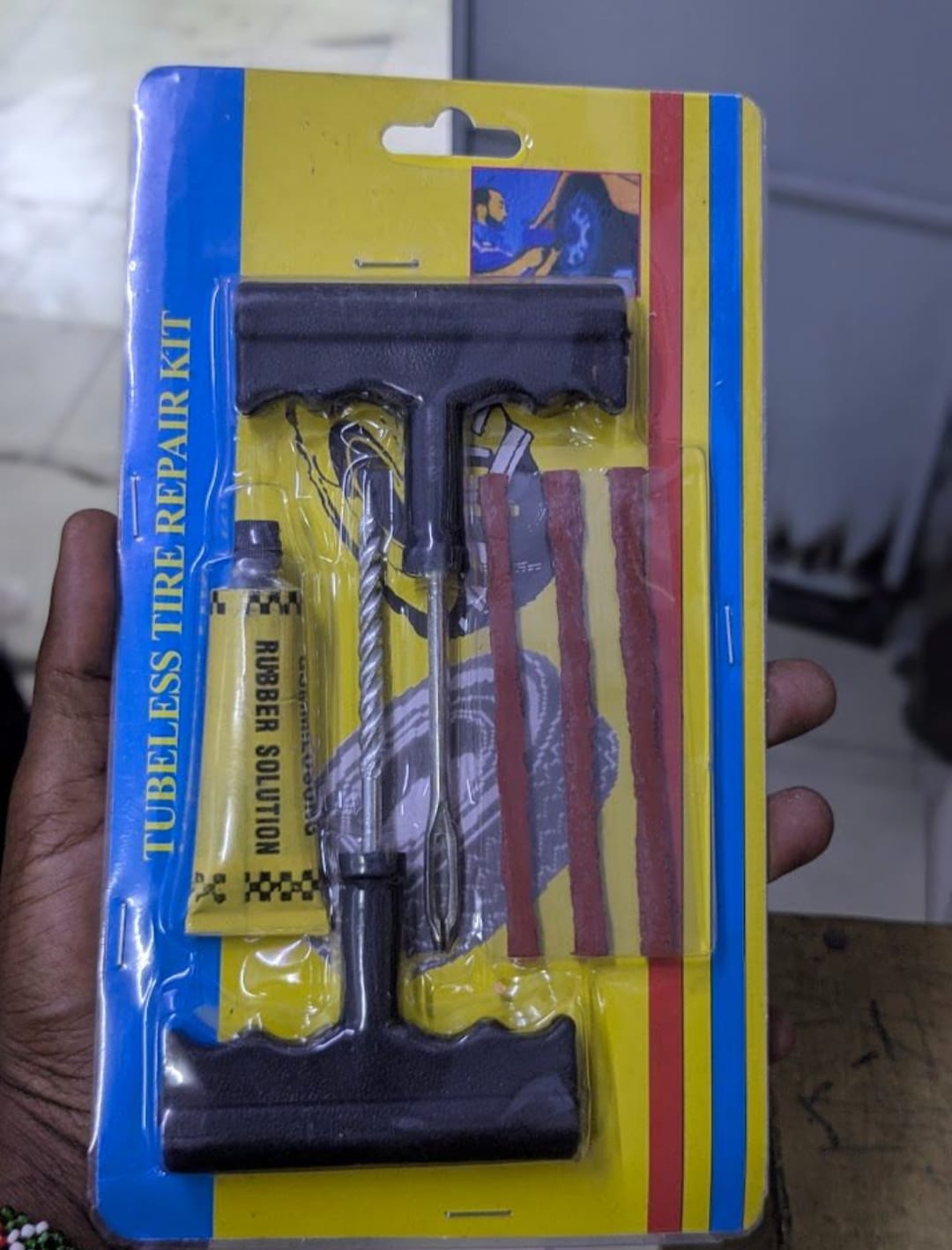 11pcs Tubeless Tyre Tire Emergency Puncture Repair Kit Patch Car, Motorcycle, and Electric Scooter Tire Patch Exterior Puncture Tool with Rubber Solution Glue