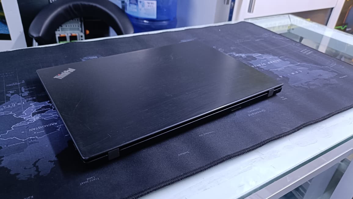 Lenovo thinkpad x390 coi5 8th generation 8gbram 256gbssd
Portable and lightweight
Good display for productivity
Fast boot and responsive system