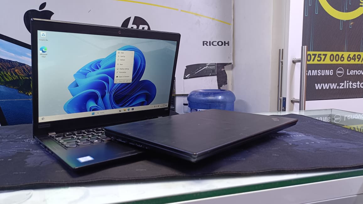 Lenovo thinkpad x390 coi5 8th generation 8gbram 256gbssd
Portable and lightweight
Good display for productivity
Fast boot and responsive system