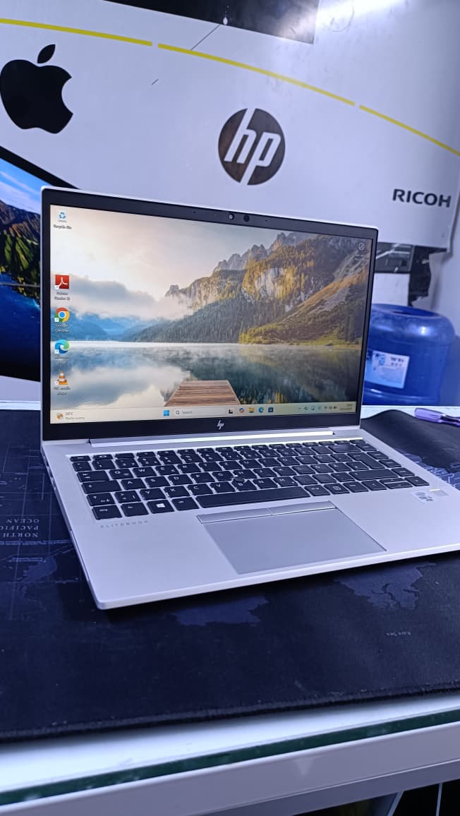 HP ELITEBOOK 840 G7 COI5 10 TH GENERATION 16GBRAM 256GBSSD TOUCHSCREEN SILVER WITH BACKLIT KEYBOARD