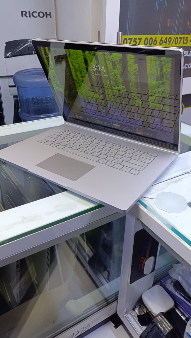 MICROSOFT SURFACE BOOK 3 COI7 10TH GENERATION 32GBRAM 512GBSSD TOUCHSCREEN  DETACHABLE
Microsoft Surface Book 3 is a high-end 2-in-1 detachable laptop and tablet from Microsoft’s Surface lineup