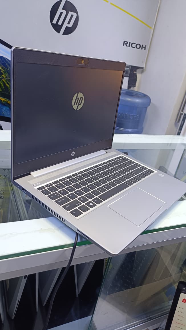 REFURBLISHED HP PROBOOK 445 G7 AMD RYZEN 3(4300 RADEON GRAPHIC) 8GBRAM 256GBSSD
Good performance for everyday use browsing, Office, video streaming
SSD makes the system feel responsive
Compact 14″