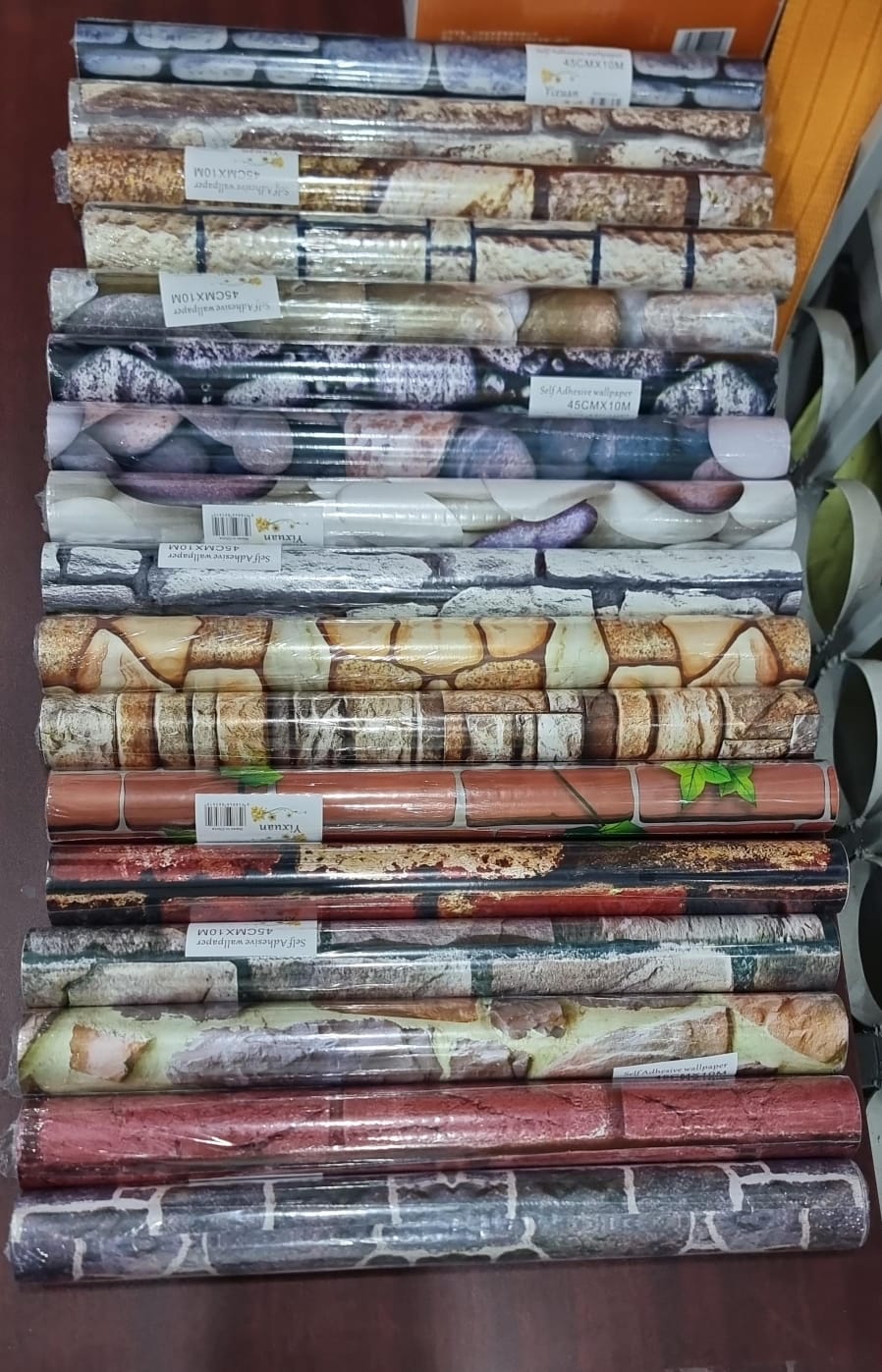 Classic Self-Adhesive Wallpaper Roll 45cm x 10m – Peel & Stick Decorative Wall Covering for Home, Office, Kitchen, Bedroom, Waterproof and Easy to Apply