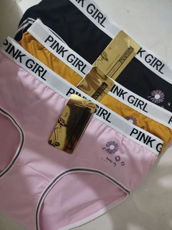 🔥 New Arrival!!! 🔥 3pcs Petite & Small Cotton Panties for GIRLS – Soft, Comfortable, Everyday Briefs. Perfect for everyday comfort, flexibility, and a snug fit.