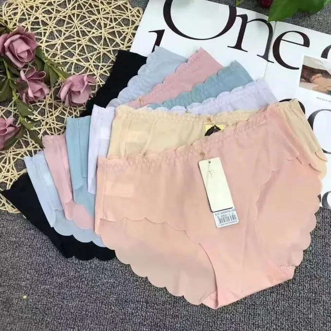 🌟 Premium Comfort!!! 6PCS Seamless Polyester-Cotton Panty – Soft Stretch Breathable Everyday Wear