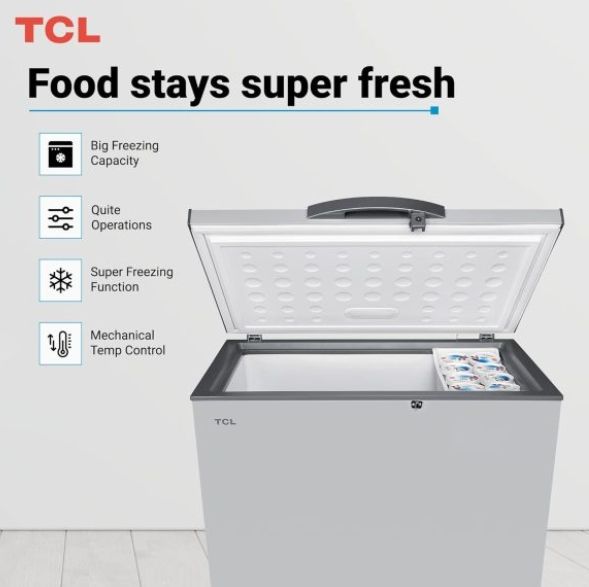 TCL330L Deep Freezer/Chest freezer with adjustable shelves, energy saving