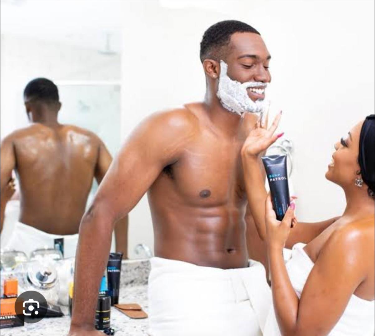 BUMP PATROL RAZOR BUMP SHAVING SOLUTION.