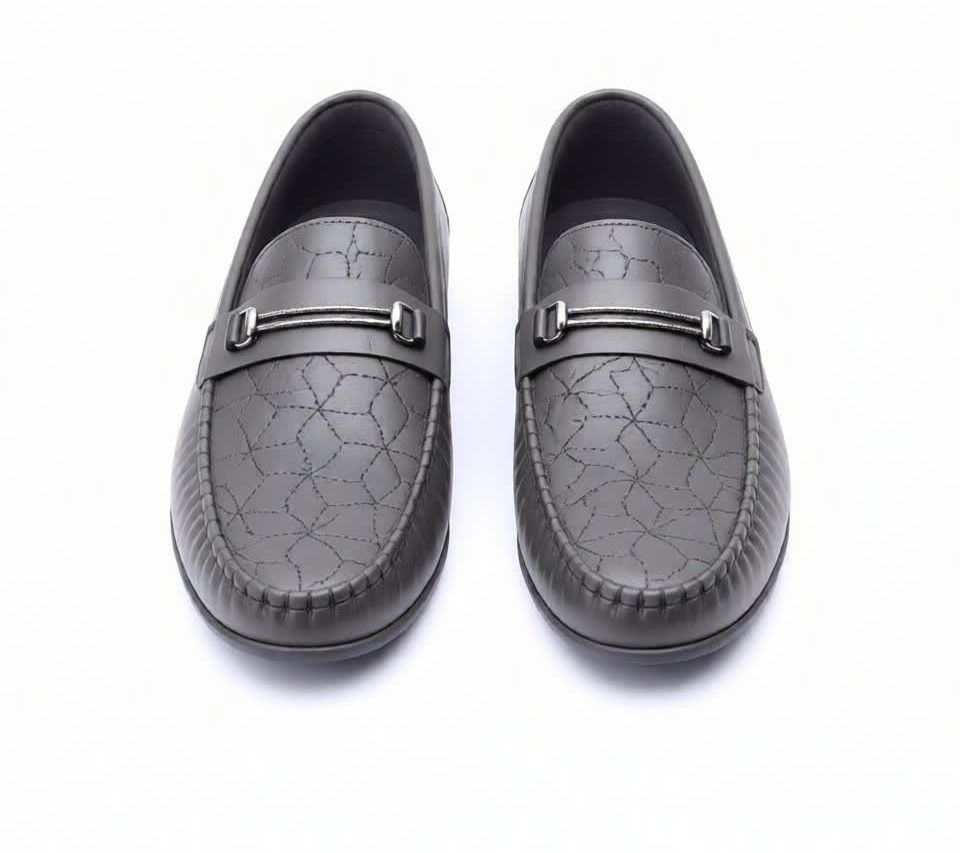 Large size classic Loafers rubber flats shoes Casual shoes Fashion Black laceless men canvas shoes Canvas Shoes Sneakers Low Top Black Shoes High Quality Generic Men's Athletic Shoes Motion