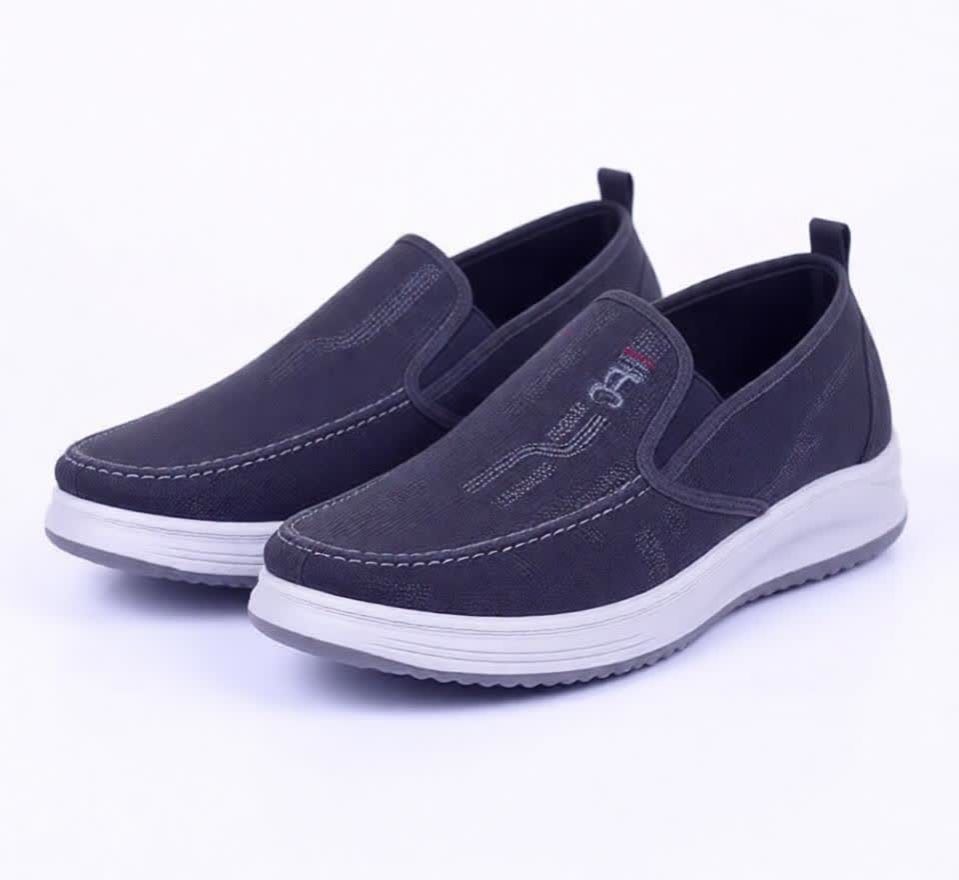 Men's fashion loafers shoes comfortable driving shoes boy's non-slip cloth shoes sports shoes students flats athletic shoes breathable cloth shoes walking black shoes