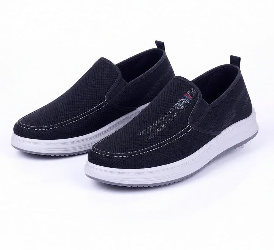 Men's fashion loafers shoes comfortable driving shoes boy's non-slip cloth shoes sports shoes students flats athletic shoes breathable cloth shoes walking black shoes