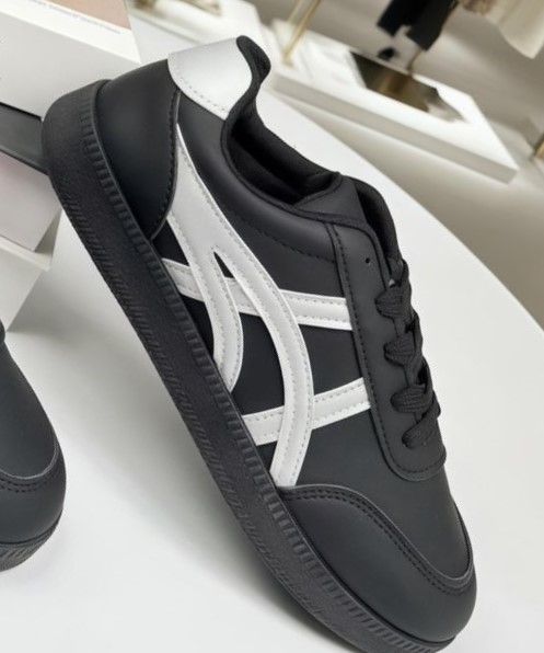 Sneakers Women/unisex Large Size New Sports Shoes unisex Small White with stripes Shoes Fashion Comfort Sneakers Lightweight Casual Running Shoes trendy shoes tennis shoe unisex shoes leather .