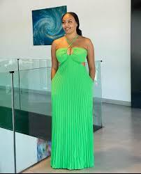 Women Maxi Dress Summer Beach Dress Elegant Pleated Halter Neck Long Dress Casual Vacation Party Evening Ladies Fashion Flowy Maxi Gown Lightweight Comfortable Stylish Female Wear