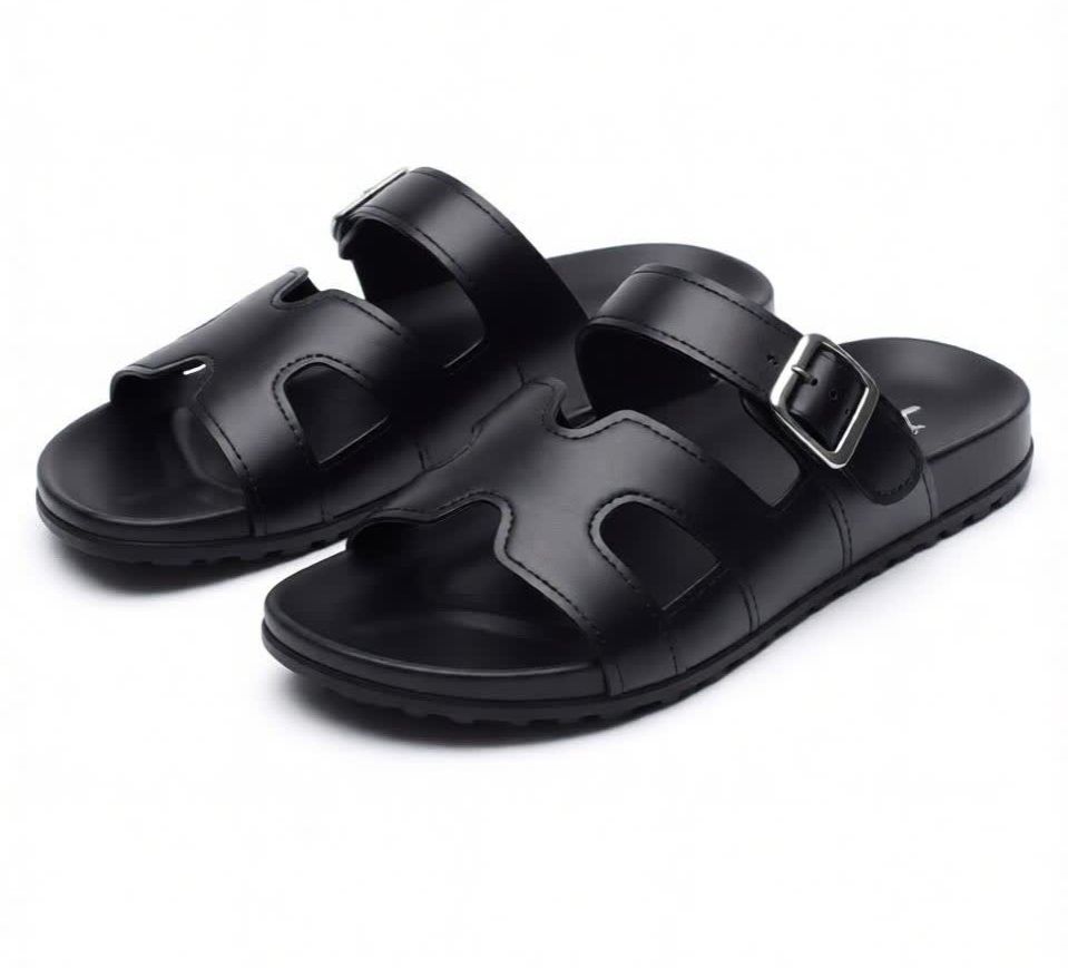 Women White Flat Sandals Open Toe Double Strap Buckle Slides, Comfortable Casual Summer Beach Slippers Soft Sole Fashion Sandals for Ladies