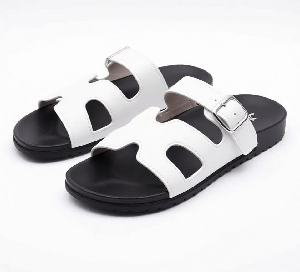 Women White Flat Sandals Open Toe Double Strap Buckle Slides, Comfortable Casual Summer Beach Slippers Soft Sole Fashion Sandals for Ladies