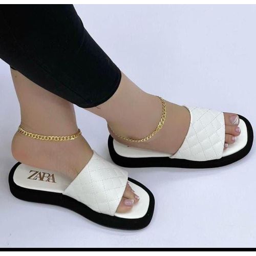 Women’s Quilted Slide Sandals Stylish Soft Flat Slippers, Open Toe Casual Fashion Slides for Ladies, Lightweight Comfortable Indoor & Outdoor Slip-On Sandals Trendy Summer Footwear (Black,White,beige)