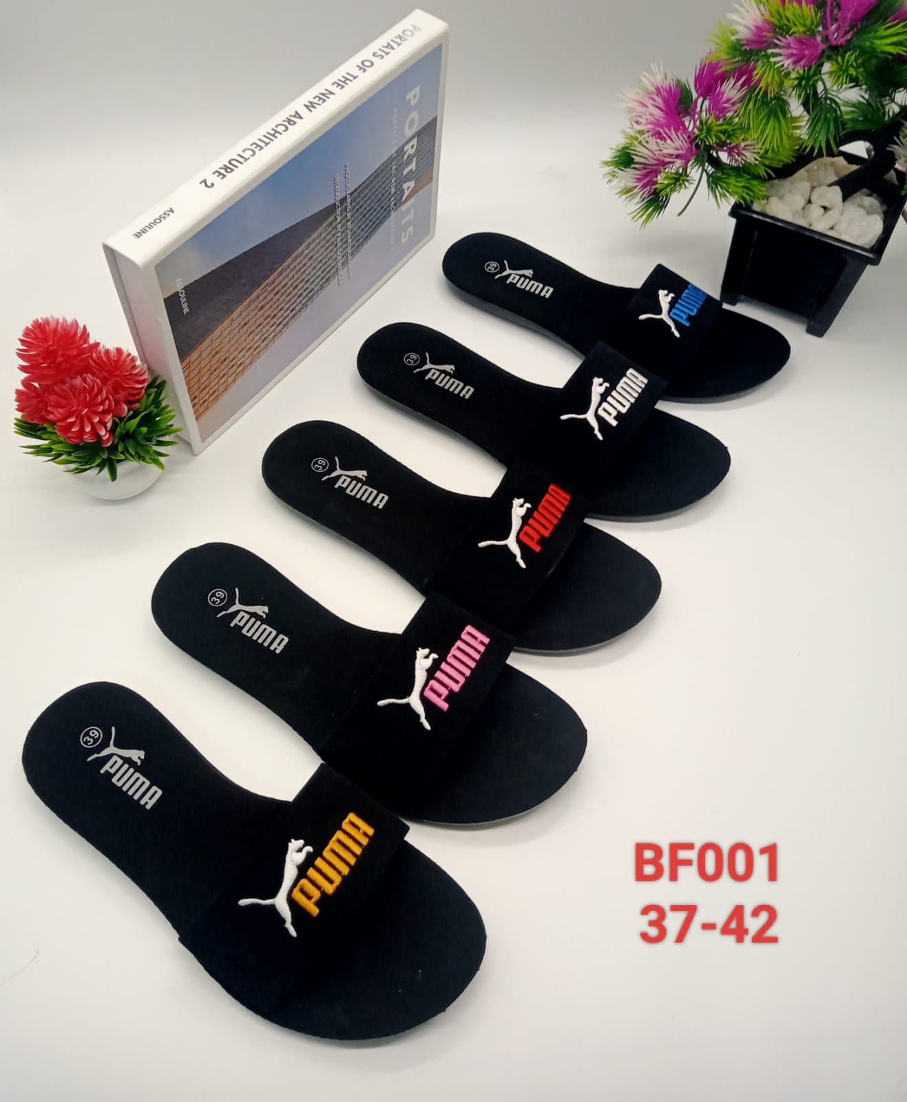 Women’s Comfortable Fashion Slide Sandals Lightweight Soft Cushioned Casual Slippers,Non-Slip Flat Open Toe Slides,Stylish Everyday Indoor & Outdoor Walking Slippers for Ladies,Trendy Minimalist slide