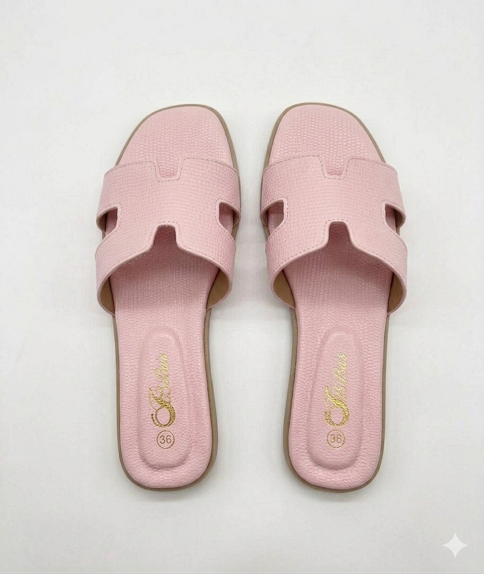 Women Summer Flat Slide Sandals Comfortable Open Toe Slip-On Slippers for Ladies Lightweight Casual Indoor Outdoor Fashion Slides Soft Sole Beach Home Bathroom Non-SlipTrendy Minimalist Women sandals.
