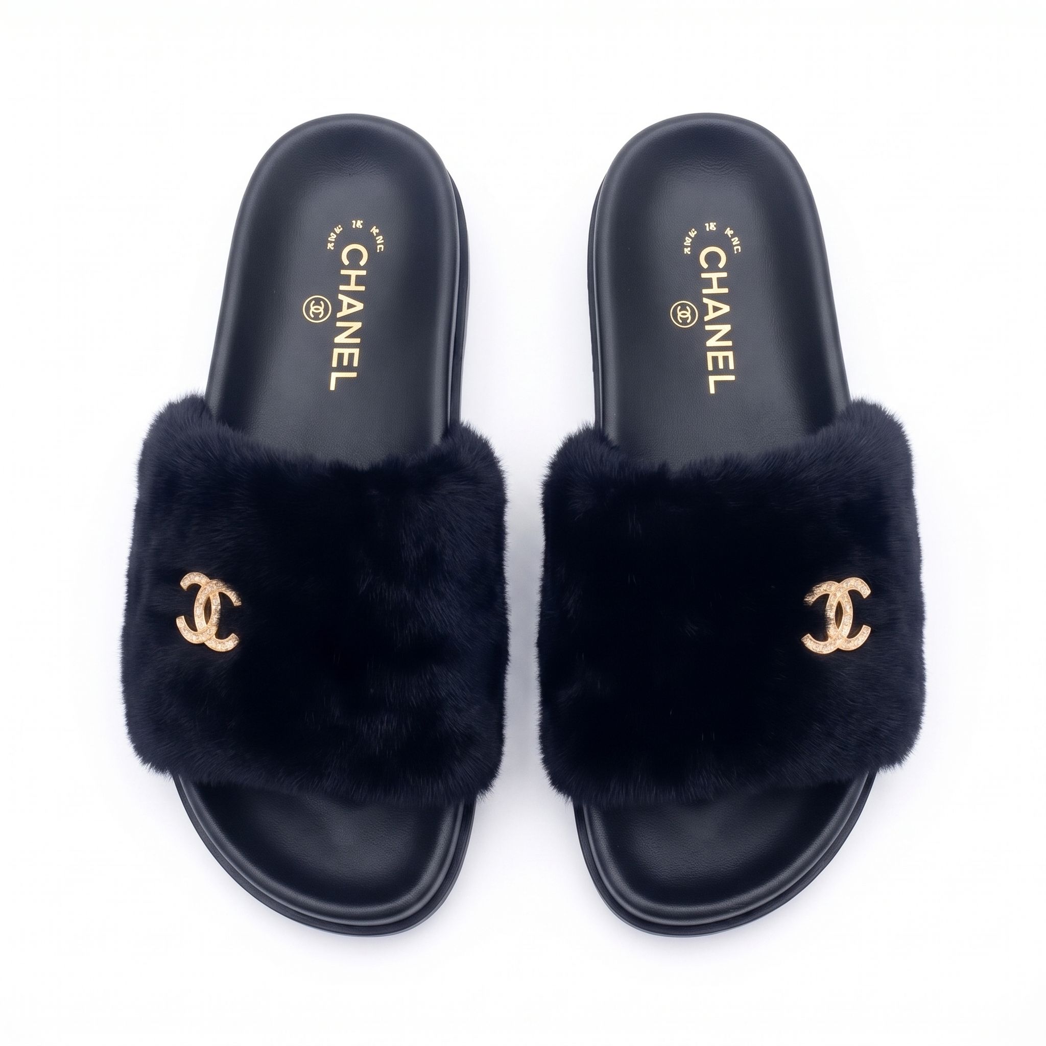 Women’s Luxury Fluffy Slides Soft Fur Open-Toe Slippers with Elegant Metal Detail, Comfortable Lightweight Flat Sandals, Non-Slip Sole, Stylish Indoor & Outdoor Casual Slides for Everyday Wear (37-42)