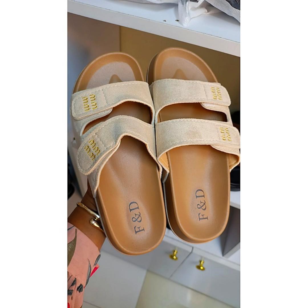 Size 36-41 ✅ MIU MIU  Women Sandals   |  Comfortable Ladies Fashion Flat Open Shoes Non-Slip Beach Casual Ladies Summer Slippers