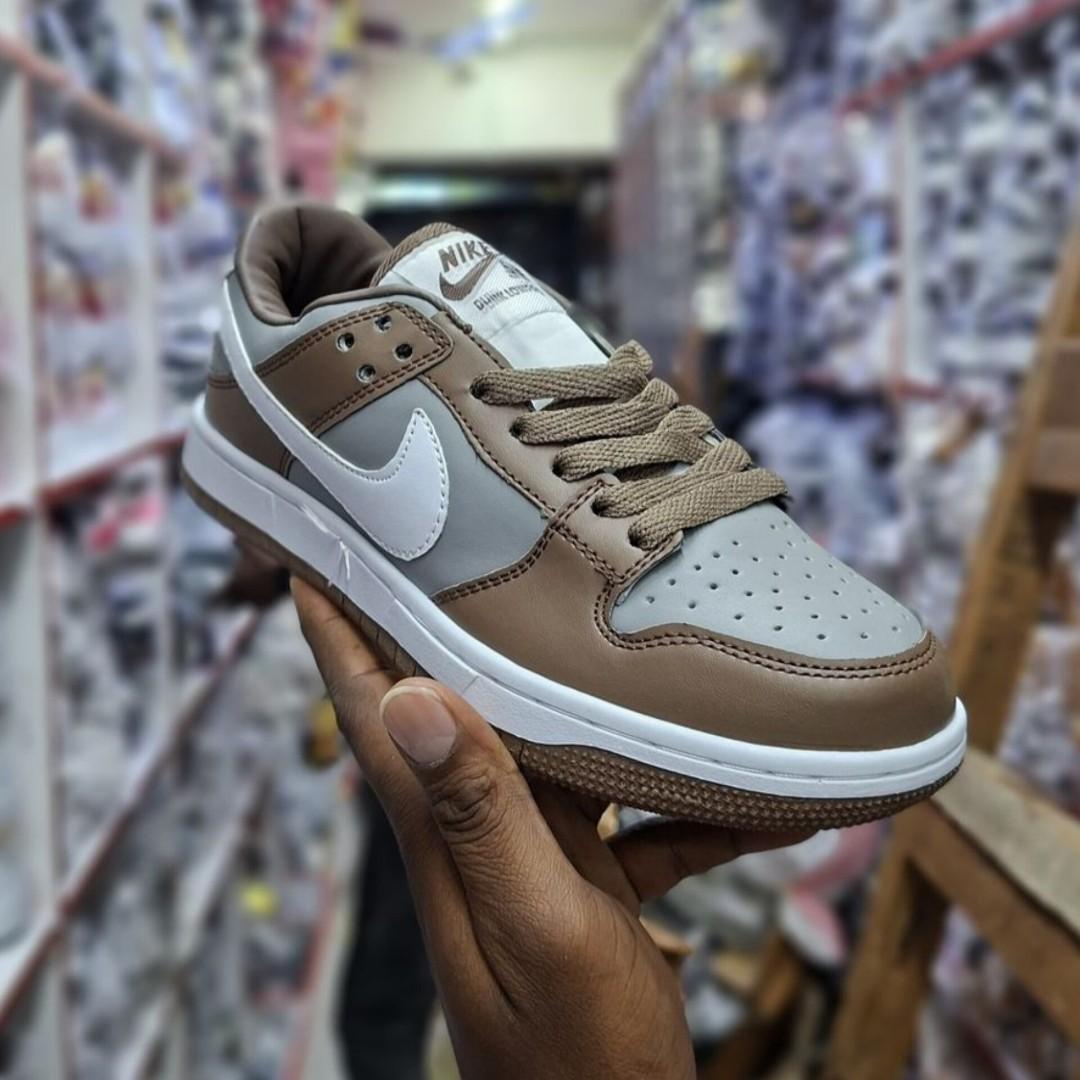 ✅ NIKE SB DUNK  SNEAKER SHOE HIGH QUALITY AVAILABLE IN 5 Colors @ WHOLESALE PRICE