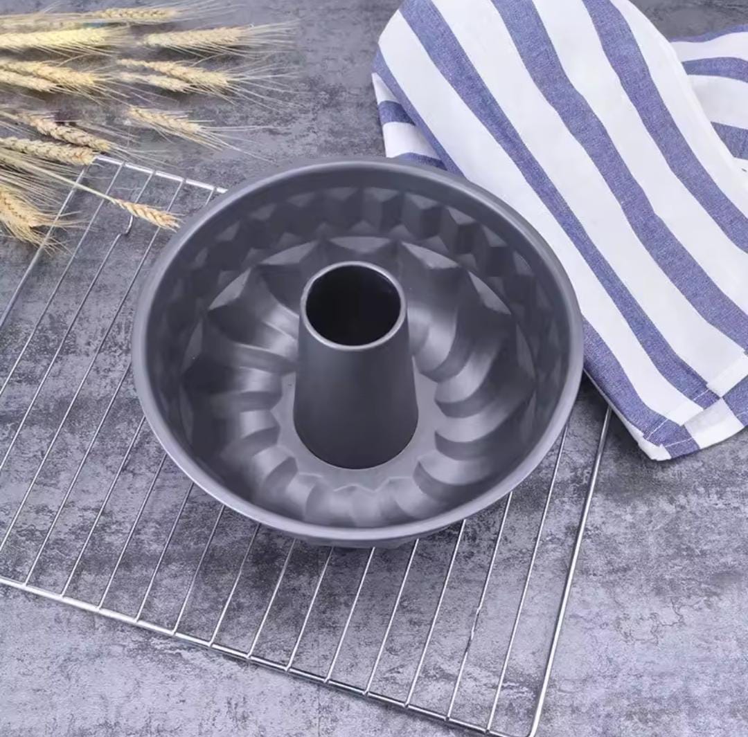 Nonstick Donut Shape Cake Mould
