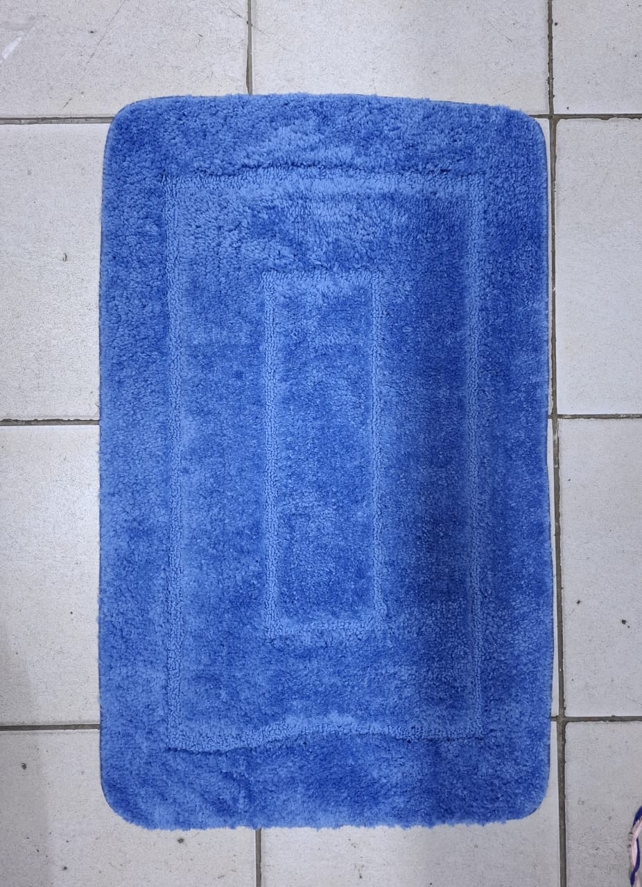 Flocking Mats Non-slip. Durable Soft Of The Feet. Size: 50x80cm This bathroom rug mat or door features extra soft and absorbent material for added comfort. Luxury material. Washing machine friendly