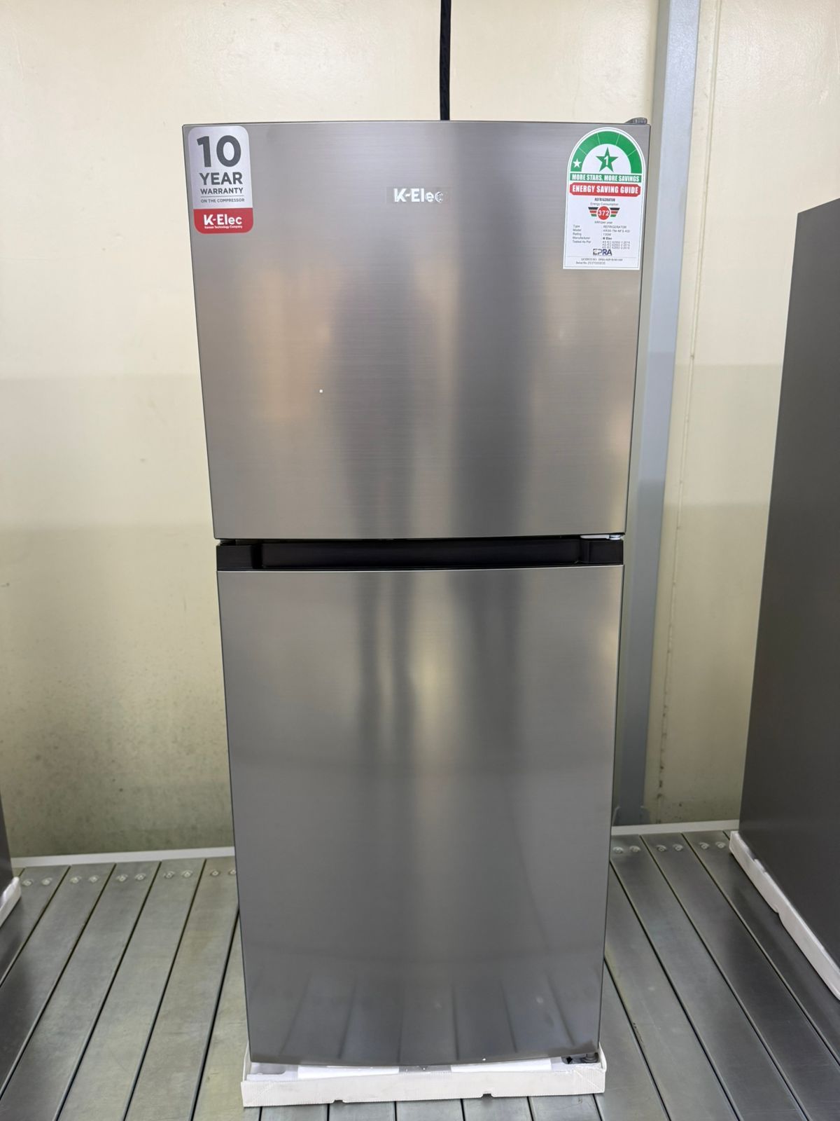 K-ELEC 181L Fridge Model KR30-TM-NFC-KBI Double door Refrigerator Top mount no-frost VCM door Mechanical control Recessed handle, with egg, ice tray Lock And Key & 36 Months Warranty