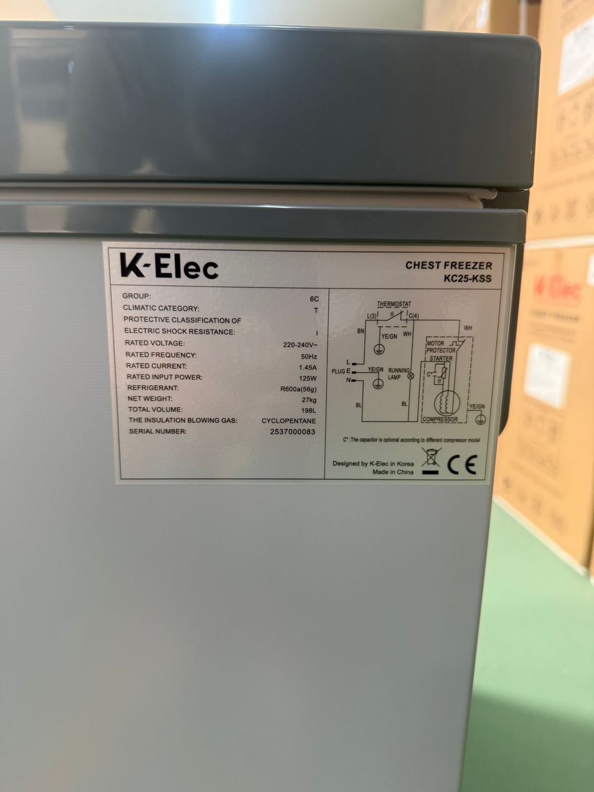 K-ELEC 200 Litres Vertical Chest Freezer KC25-KSS Energy Efficient Deep Freezer Perfect for Home & Business Use Fast Cooling Refrigerator + Free Fridge Guard
